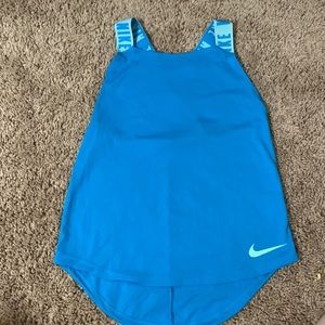 Nike dry fit girls size small (7-8) tank, aqua and teal color